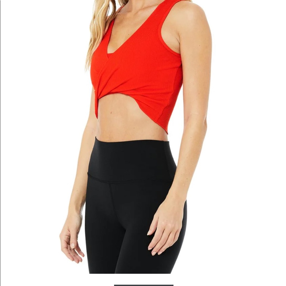 Brand new alo swirl tank! - Picture 4 of 5